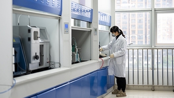 radiosynthesis and labeling thumbnail