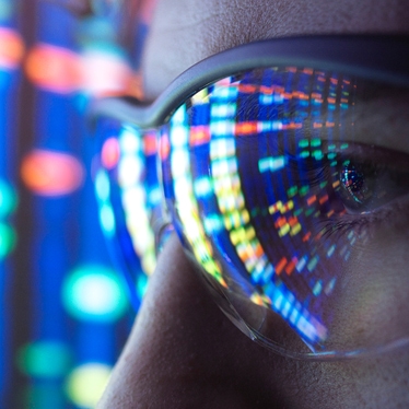 1346150_Glasses_GettyImages-1215127454_872x872